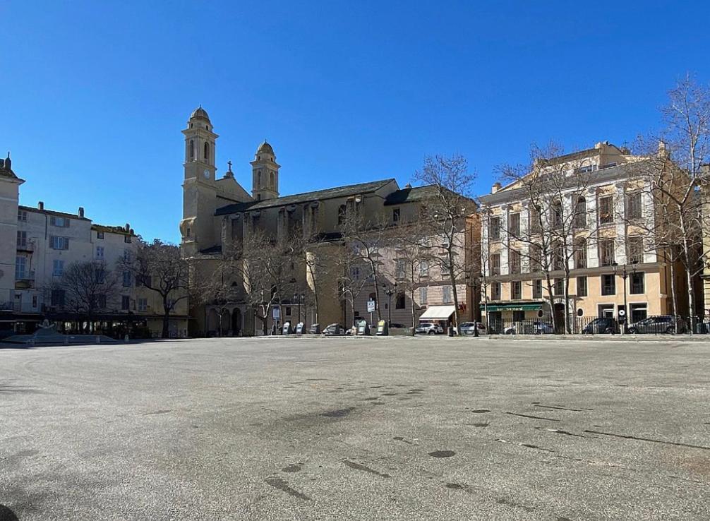 Апартаменти Pepite Bastiaise Place Du Marche Бастія Екстер'єр фото